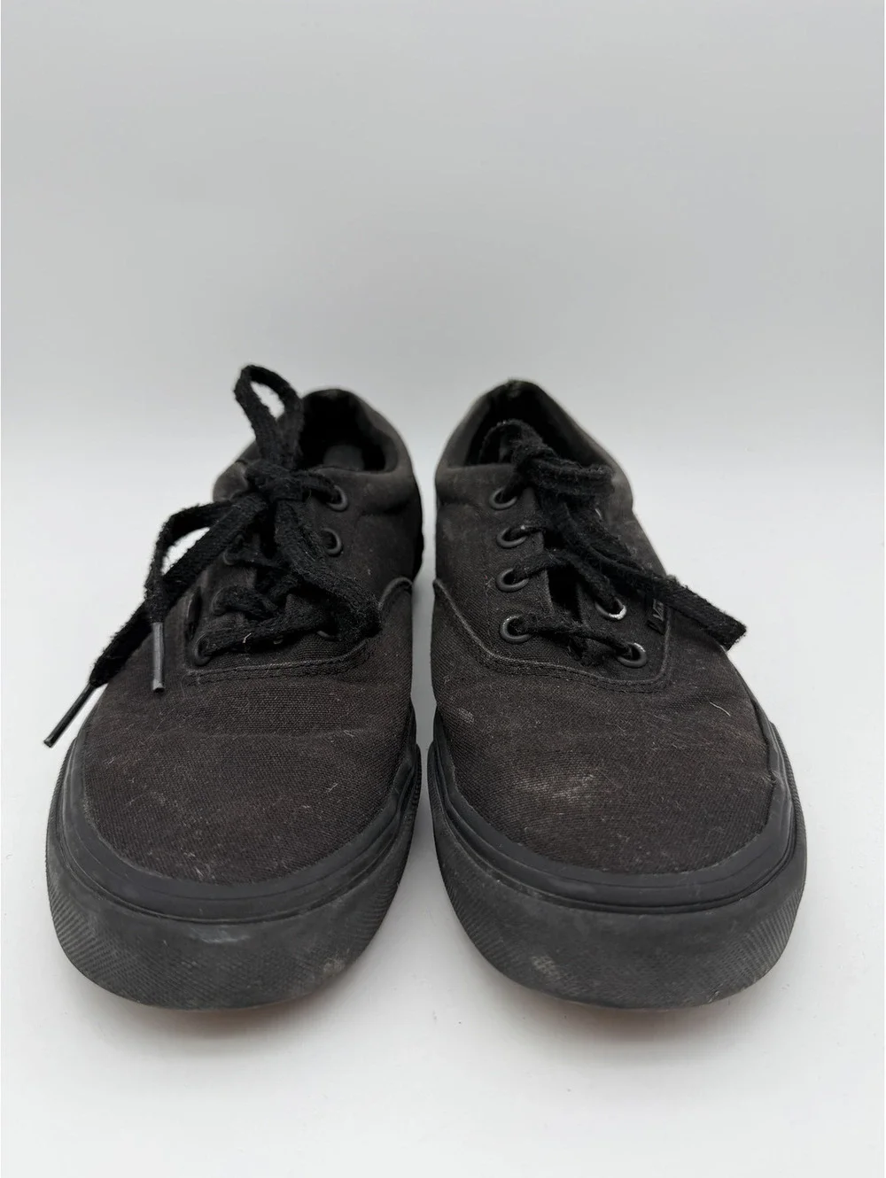 Vans Black Canvas Low Top Sneakers Women's Size 7.5